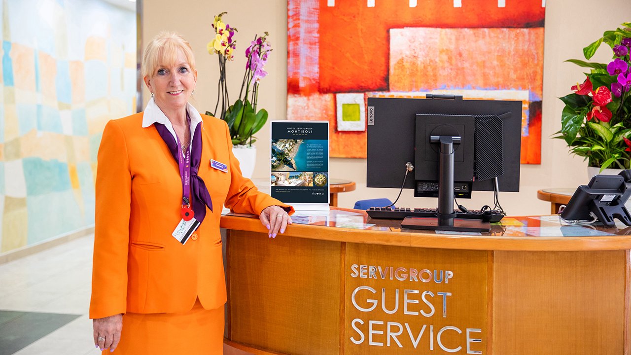 Guest Service Hotel Pueblo Benidorm