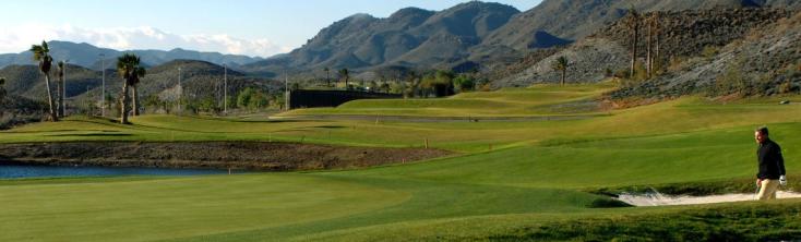 bunker en el campo de golf de mojácar