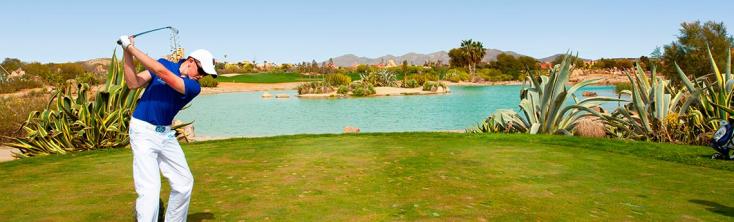 Golfista en Campo Desert Srings