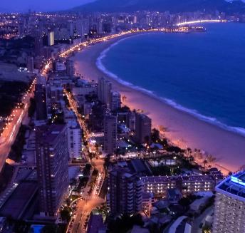 Benidorm de noche