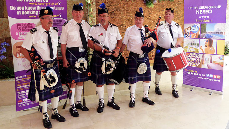 Participantes de la Poppy Appeal 2019 en el Hotel Nereo Algunos participantes de la Poppy Appeal en Benidorm