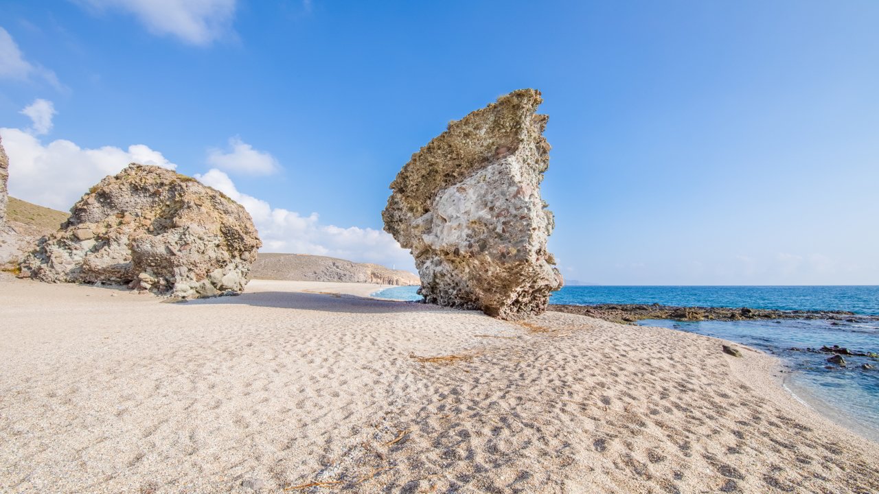 Orilla de la Playa de los Muertos