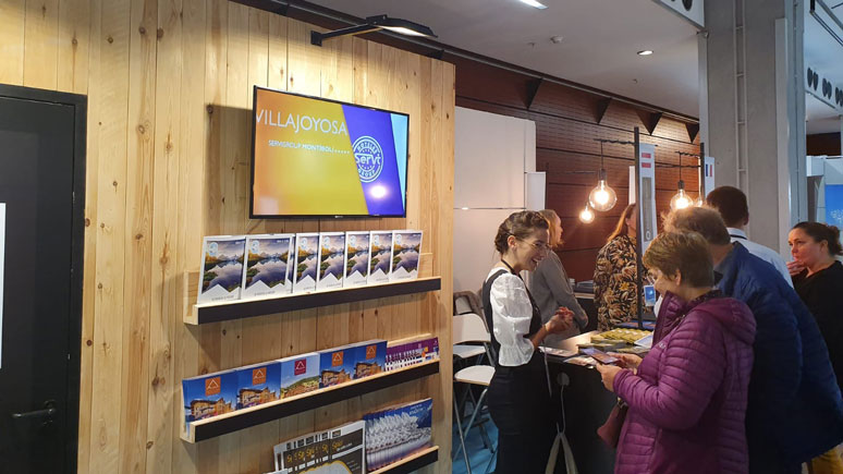 Servigroup compartió stand con 'La Maison de la Montagne' Stand Servigroup en 'Salons des Grands Voyages' de París