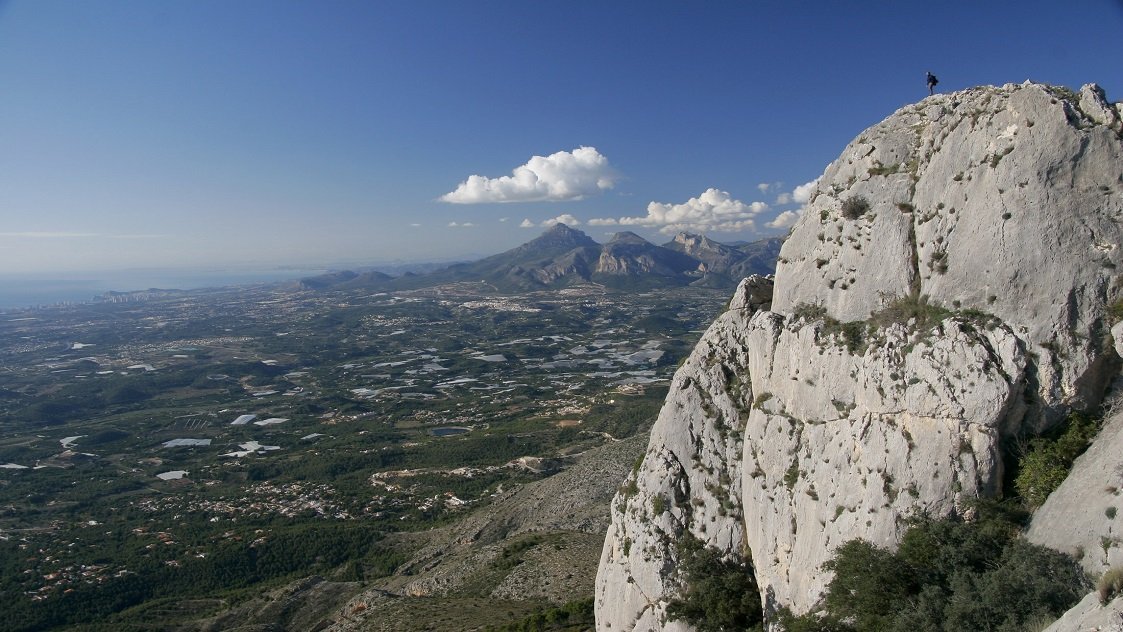 Vistas desde la cima del Puig Campana