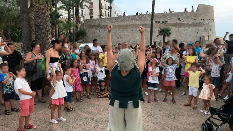 Momento visita guiada teatralizada en Peñíscola